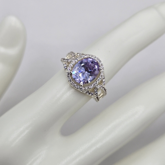 Swarovski Crystal Elements Silver Statement Ring Light Amethyst Purple Size 7 - Picture 9 of 9